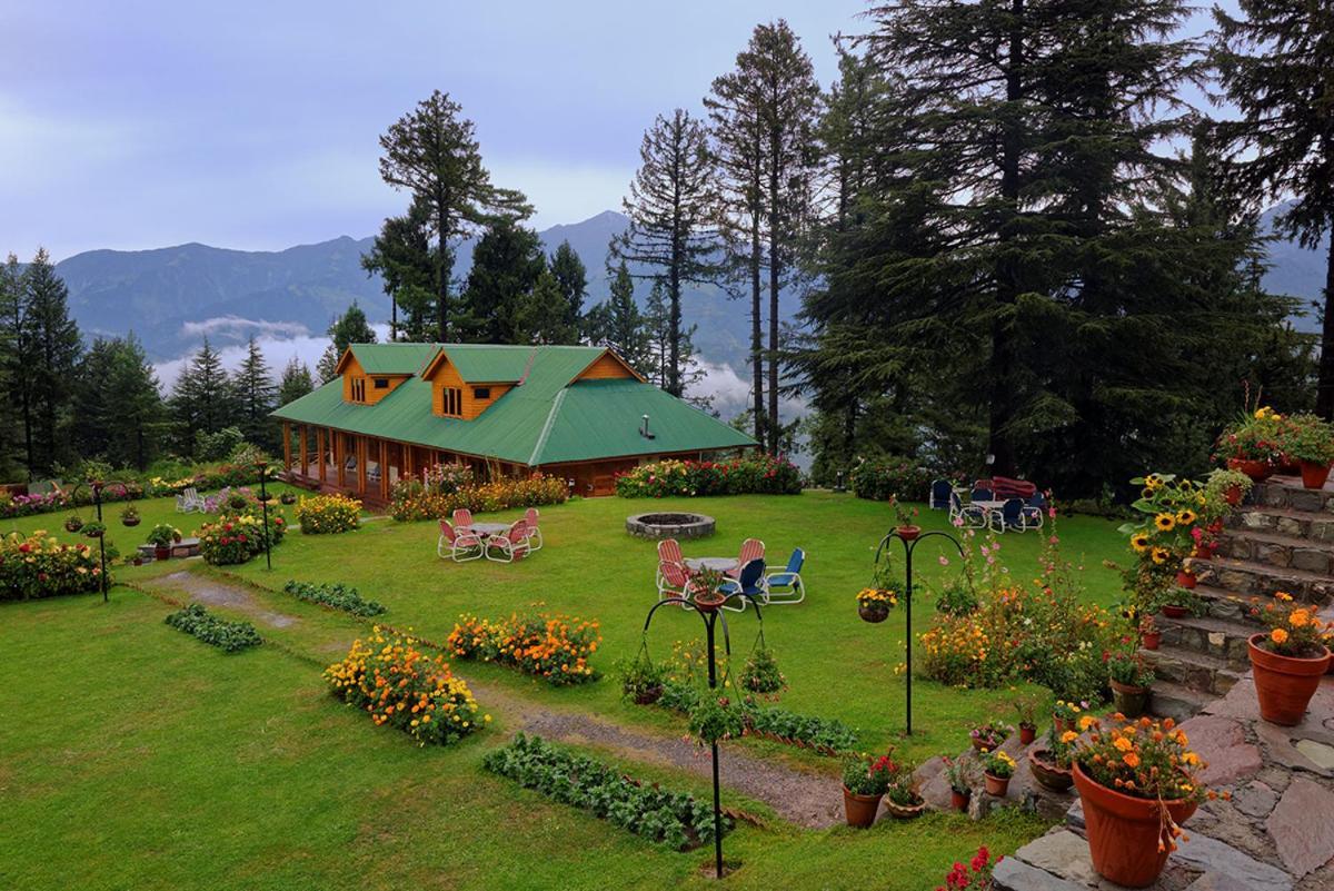 Готель Arcadian Sprucewoods Shogran Екстер'єр фото