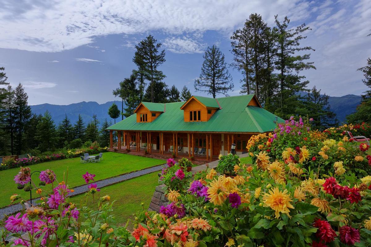 Готель Arcadian Sprucewoods Shogran Екстер'єр фото