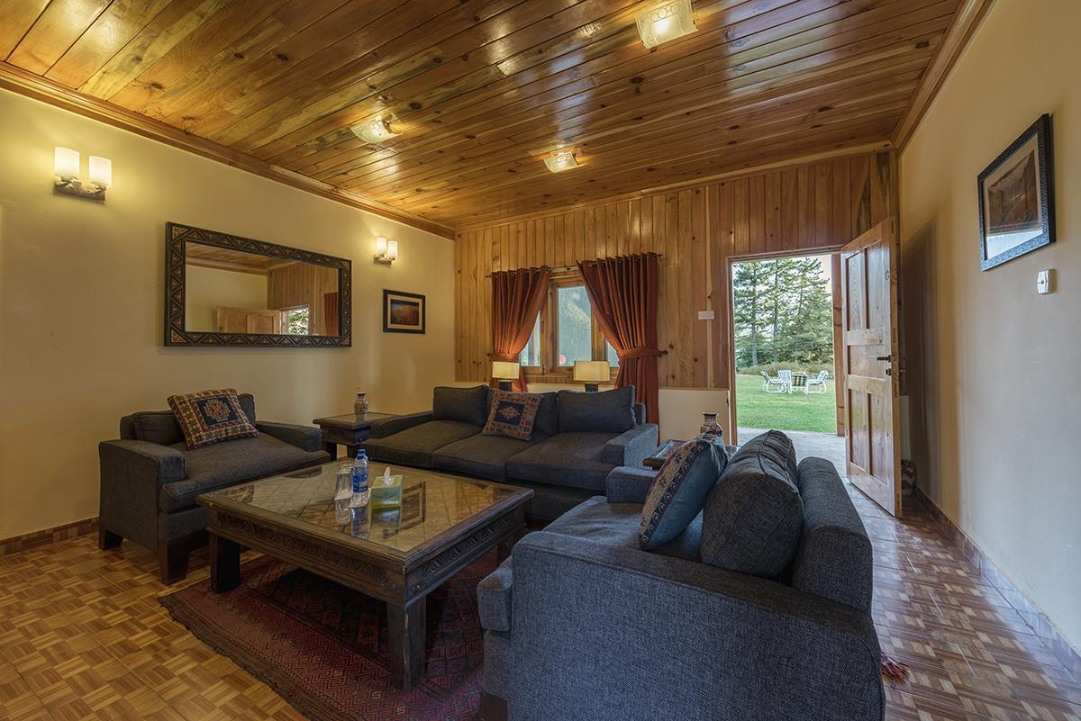 Готель Arcadian Sprucewoods Shogran Екстер'єр фото