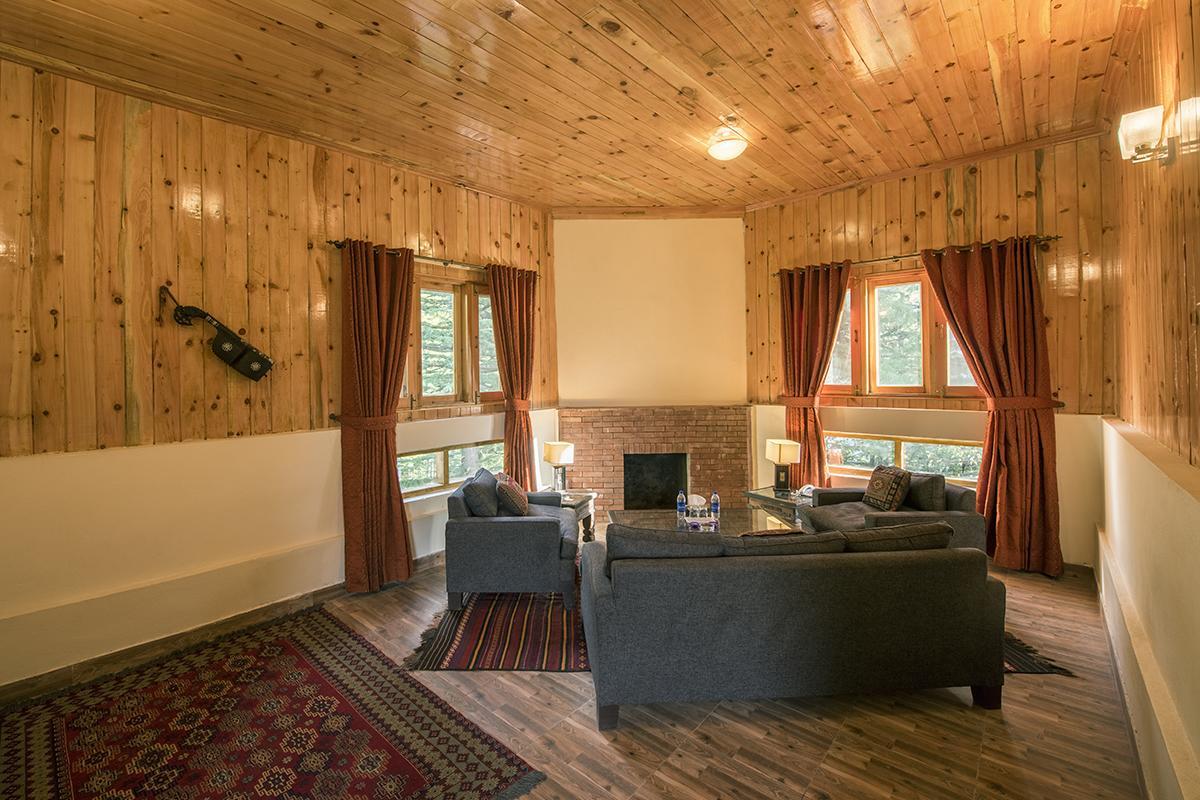 Готель Arcadian Sprucewoods Shogran Екстер'єр фото