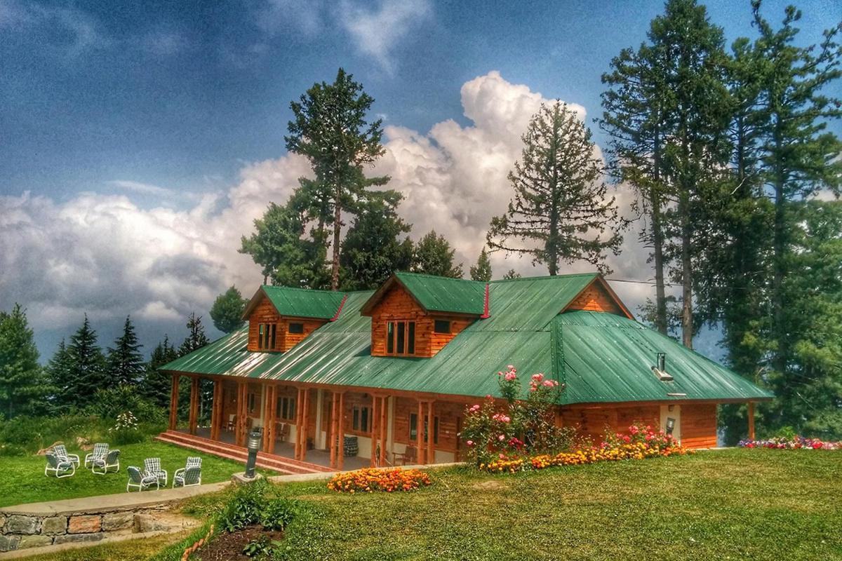 Готель Arcadian Sprucewoods Shogran Екстер'єр фото