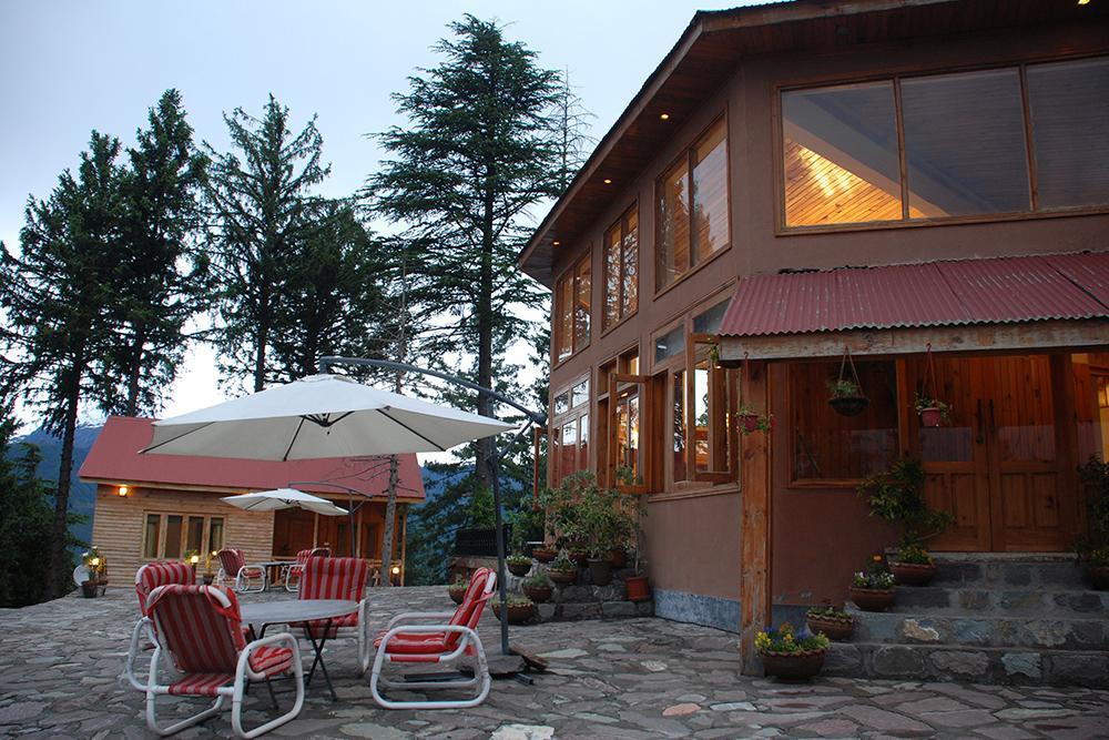 Готель Arcadian Sprucewoods Shogran Екстер'єр фото