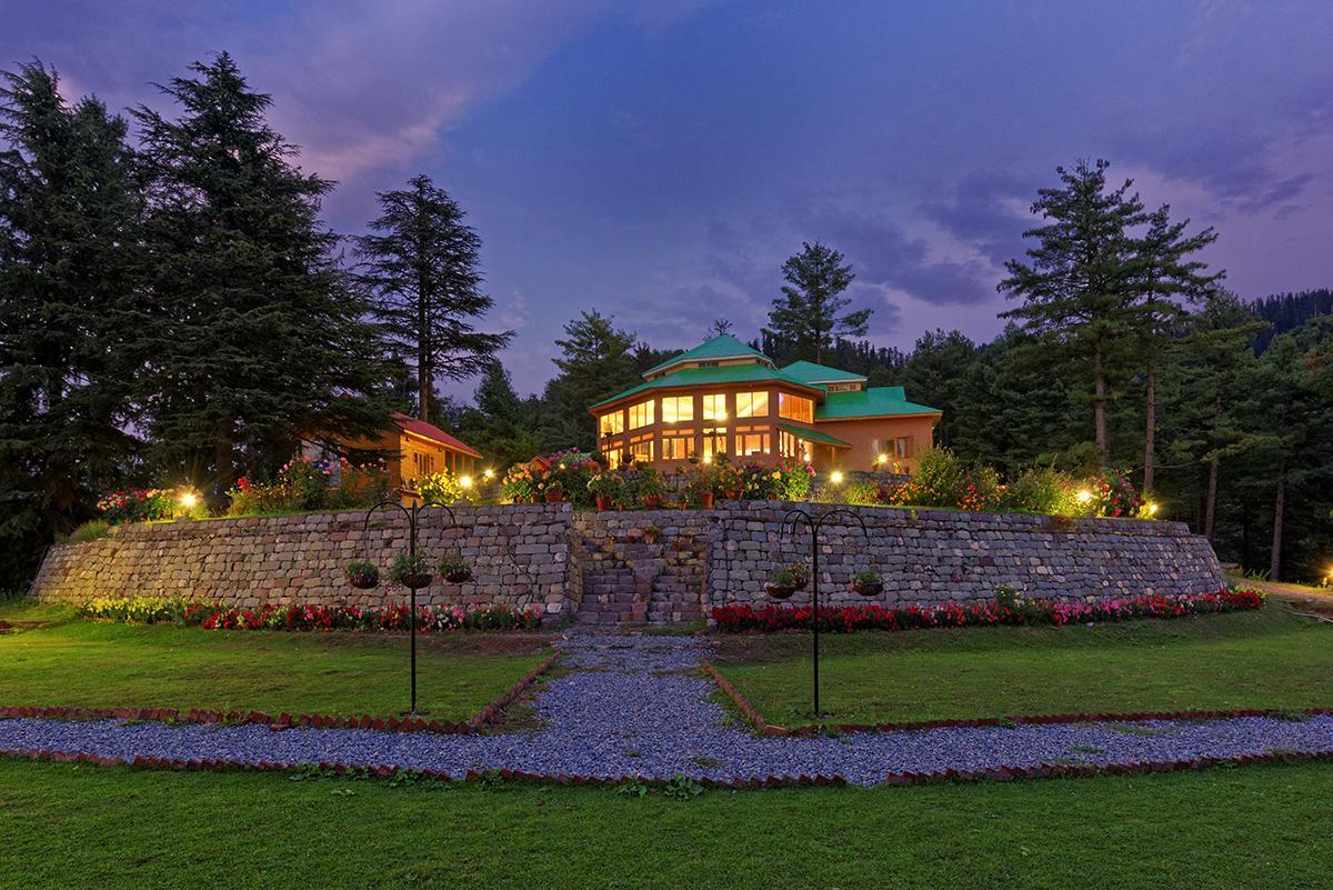 Готель Arcadian Sprucewoods Shogran Екстер'єр фото